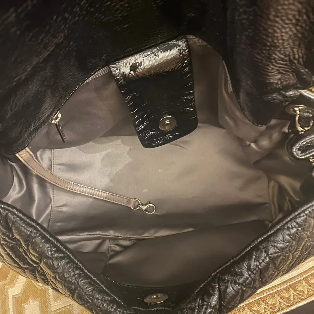 Chanel Black Quilted Leather Chain Bag - Picture 13 of 15